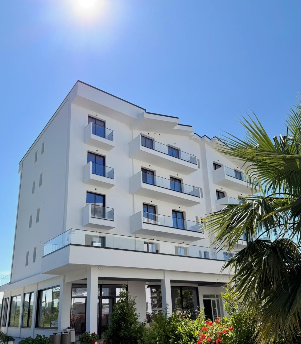 Imperial Hotel 4*